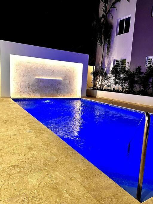 شقة Outstanding Pent House W/Jacuzzi سانتياغو دي لوس كاباليروس المظهر الخارجي الصورة