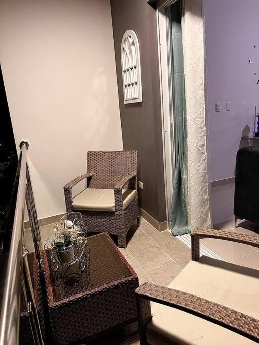 شقة Outstanding Pent House W/Jacuzzi سانتياغو دي لوس كاباليروس المظهر الخارجي الصورة