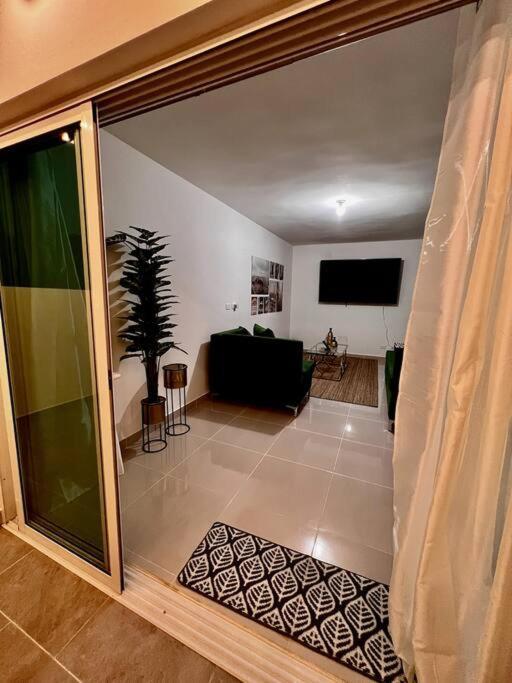 شقة Outstanding Pent House W/Jacuzzi سانتياغو دي لوس كاباليروس المظهر الخارجي الصورة
