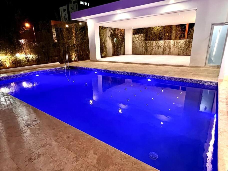 شقة Outstanding Pent House W/Jacuzzi سانتياغو دي لوس كاباليروس المظهر الخارجي الصورة